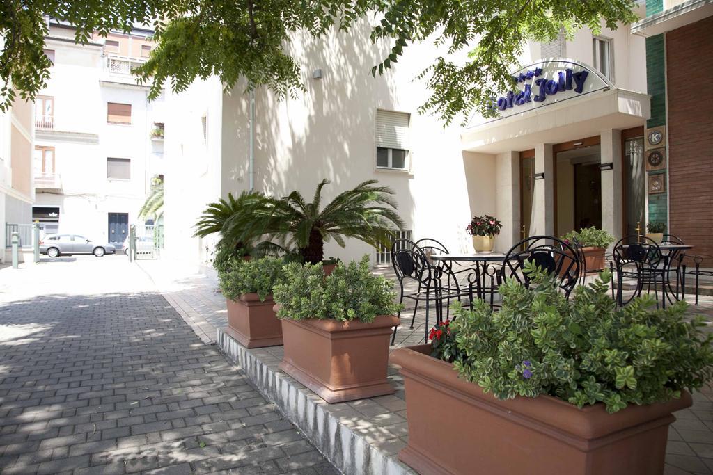 Hotel Jolly Castrovillari Buitenkant foto