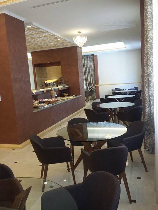 Hotel Jolly Castrovillari Buitenkant foto